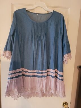 Blue & Light Pink Crochet-Trim Tunic Top